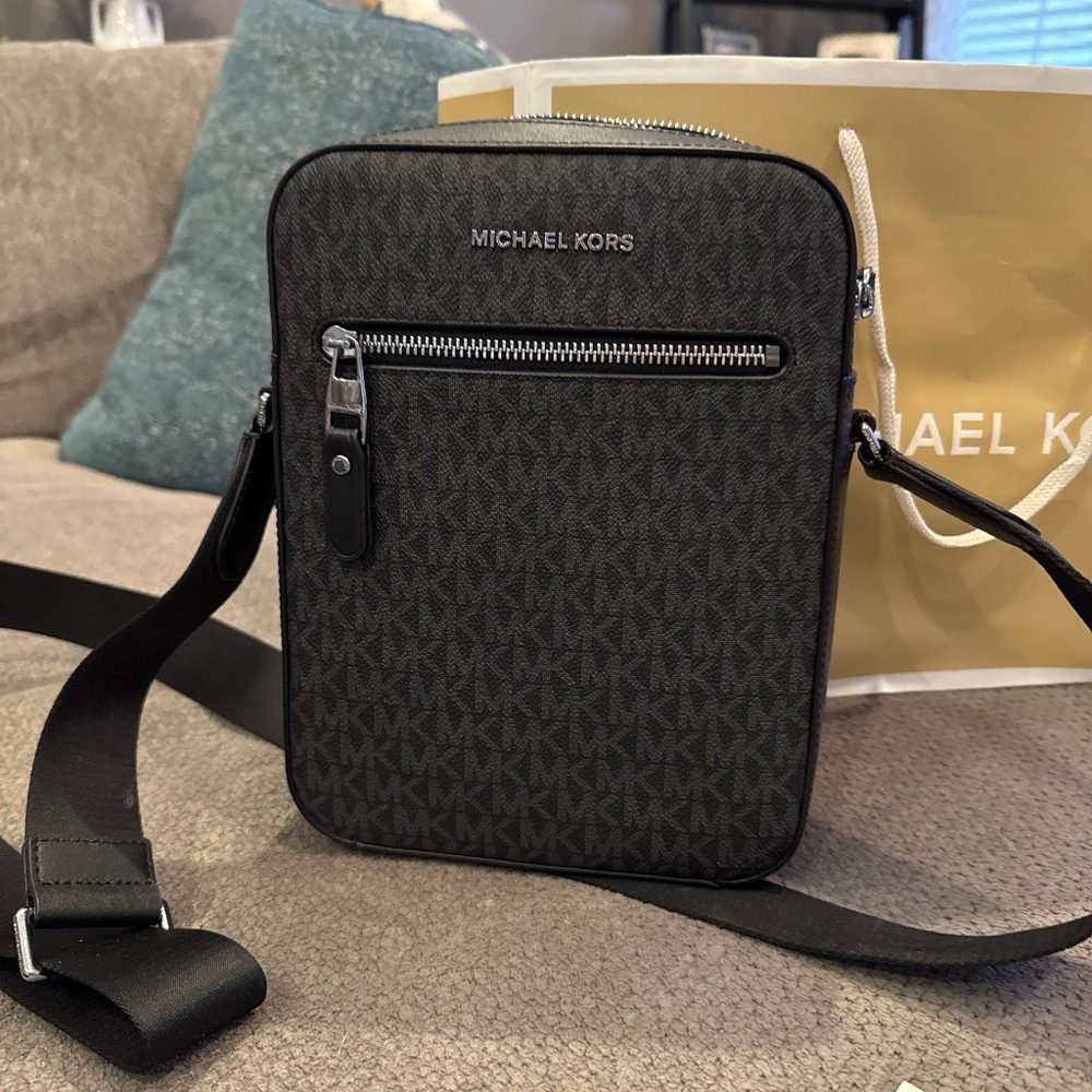 Michael Kors Flight Bag